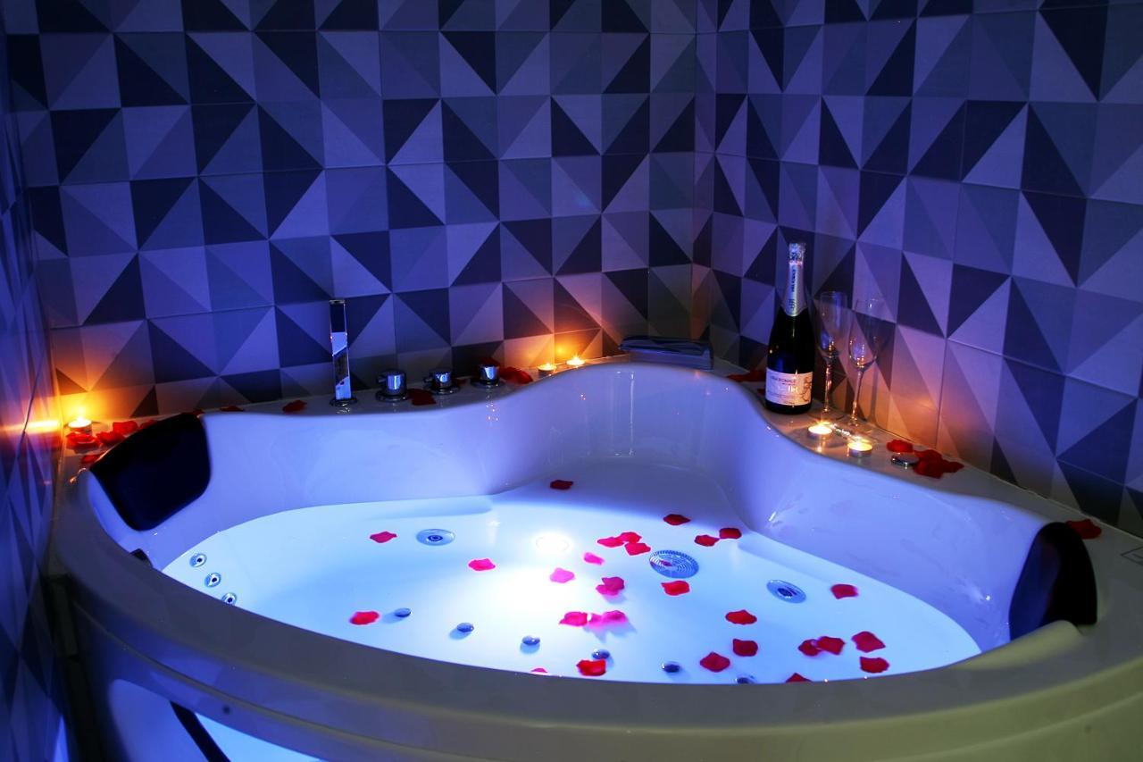 Apartamentos Las Trece Llaves Jacuzzi Bajo Reserva Mérida Luaran gambar